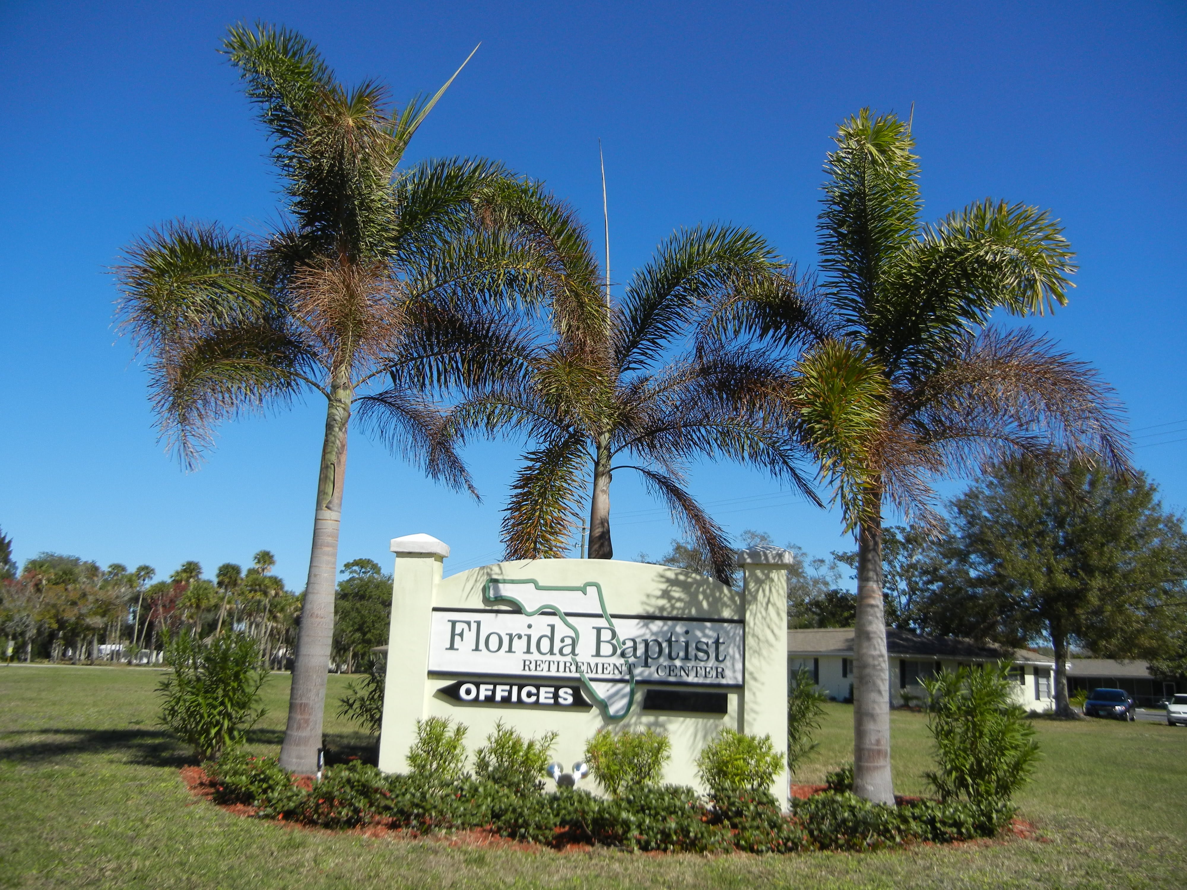 Hidden Lakes Retirement Community community photo 1