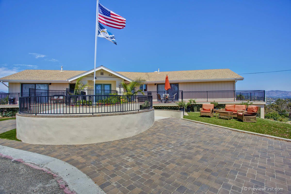 Champine Manor community photo 1