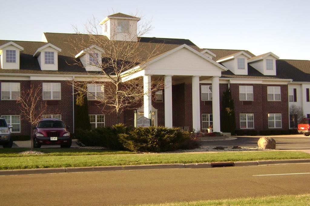 Prairie Gardens Assisted Living community photo 1