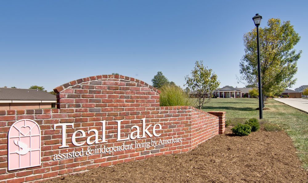 Teal Lake and Cottages at Teal Lake community photo 1