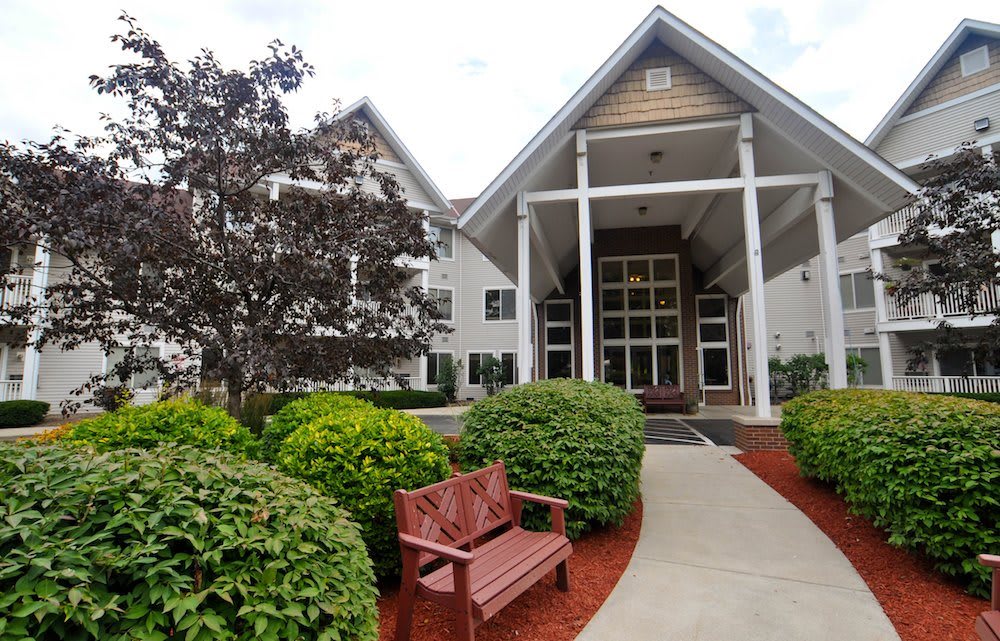 Charter Senior Living of Kenosha community photo 1
