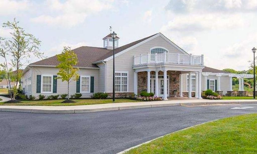 The Village at Country Gardens community photo 1