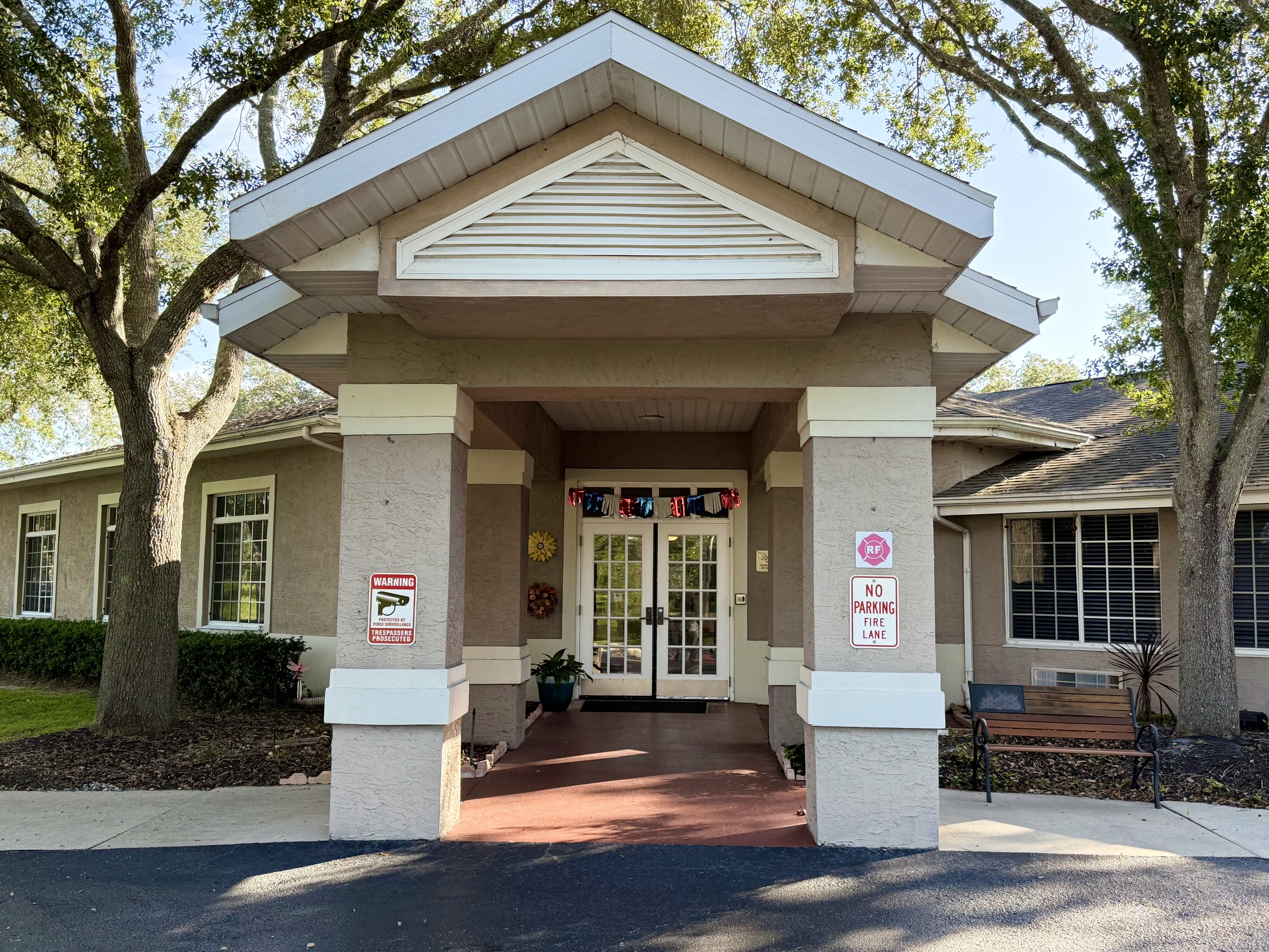 Best Care Senior Living at Spring Hill community photo 1
