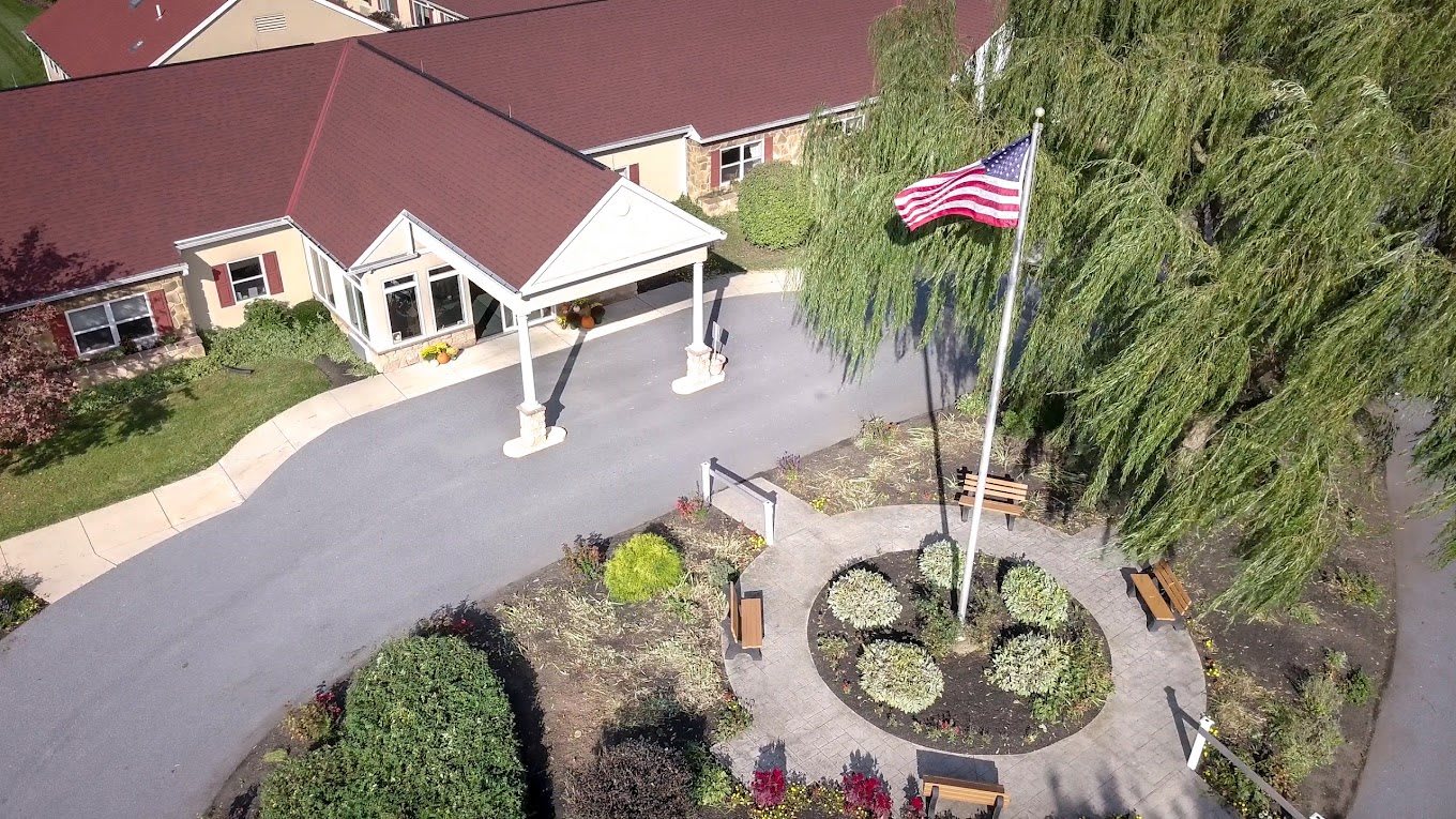 Oak Leaf Manor South community photo 1