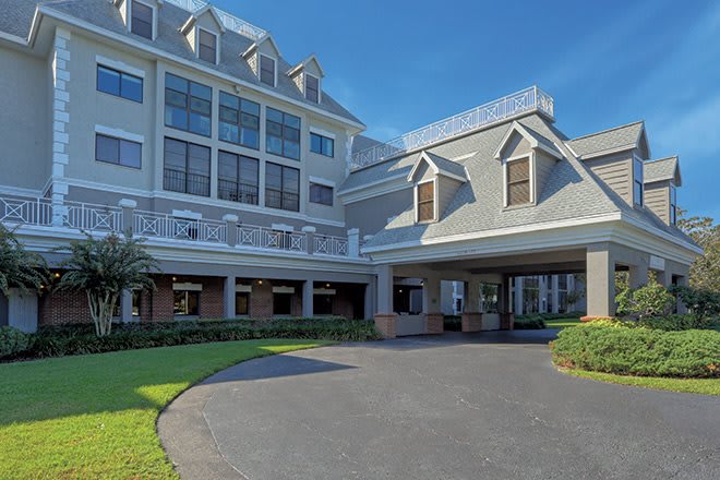 Regency Oaks, a CCRC community photo 1