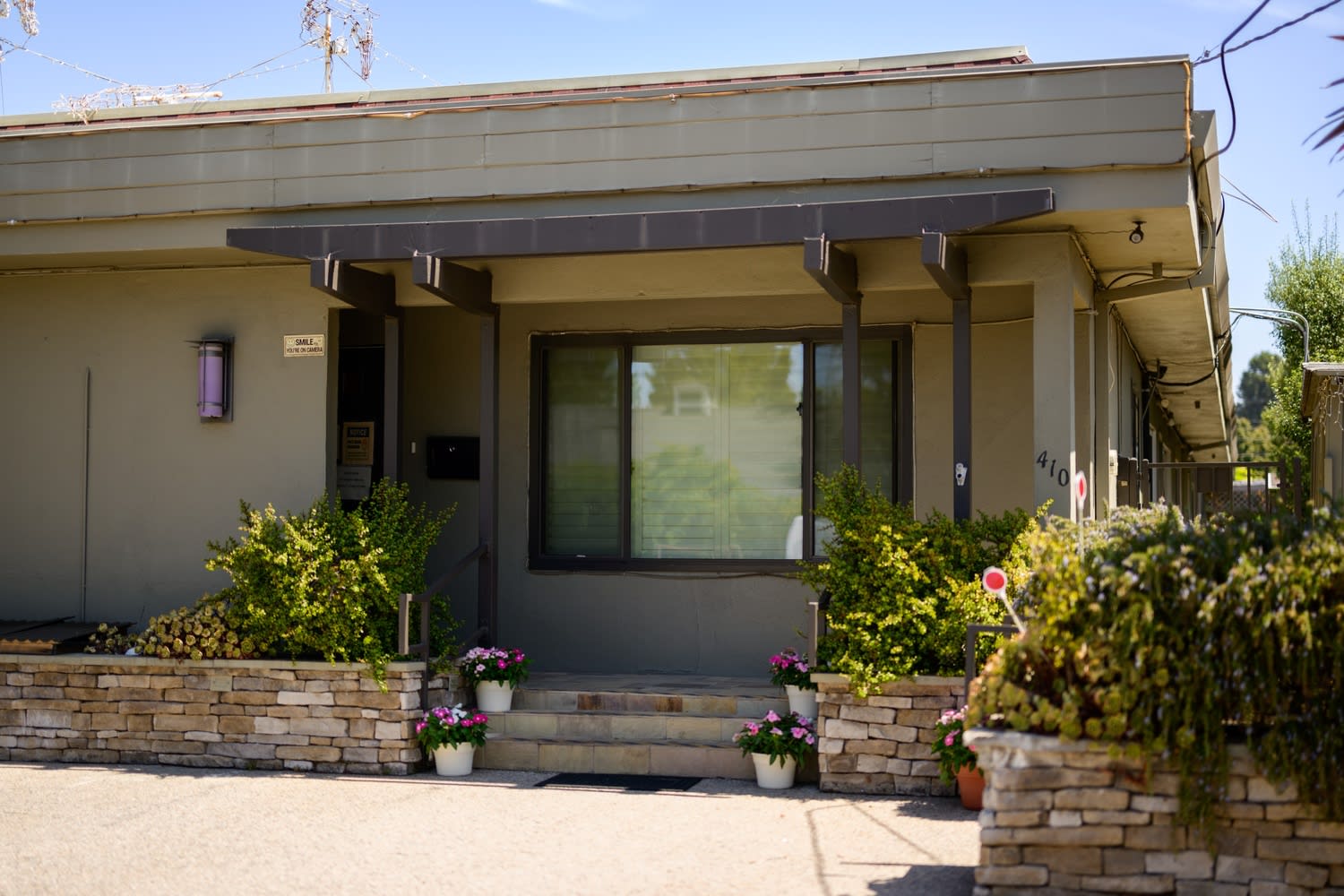 The Maple House community photo 1