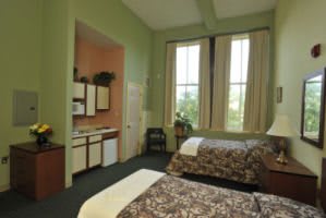 Winthrop Manor community photo 1
