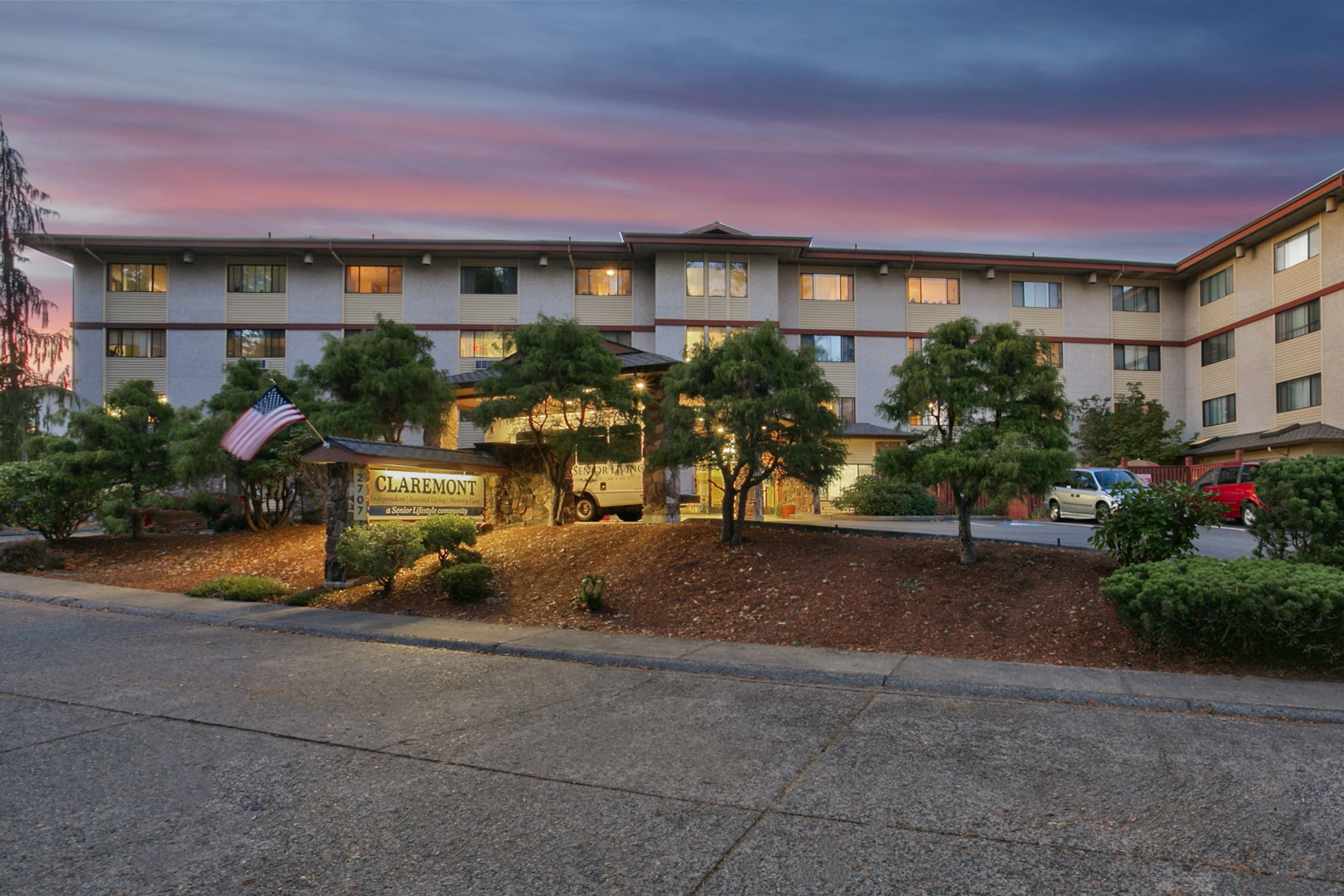 Vineyard Park at Bremerton Senior Living community photo 1