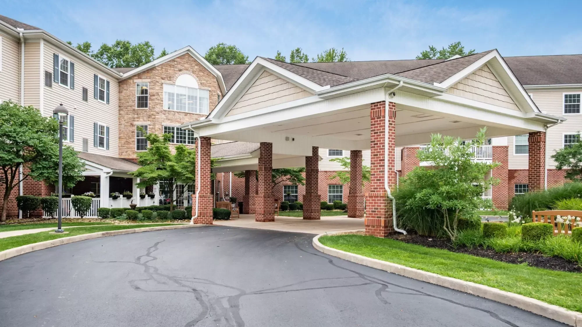 Danbury Westerville-Parkside Village community photo 1