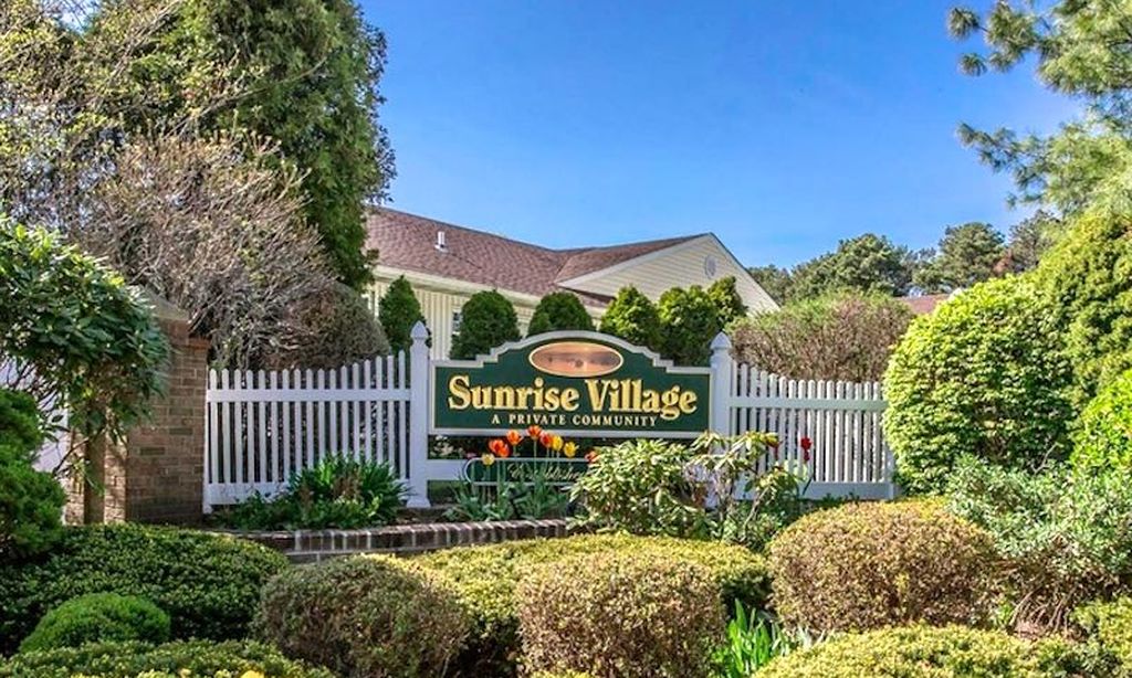 Sunrise Village community photo 1