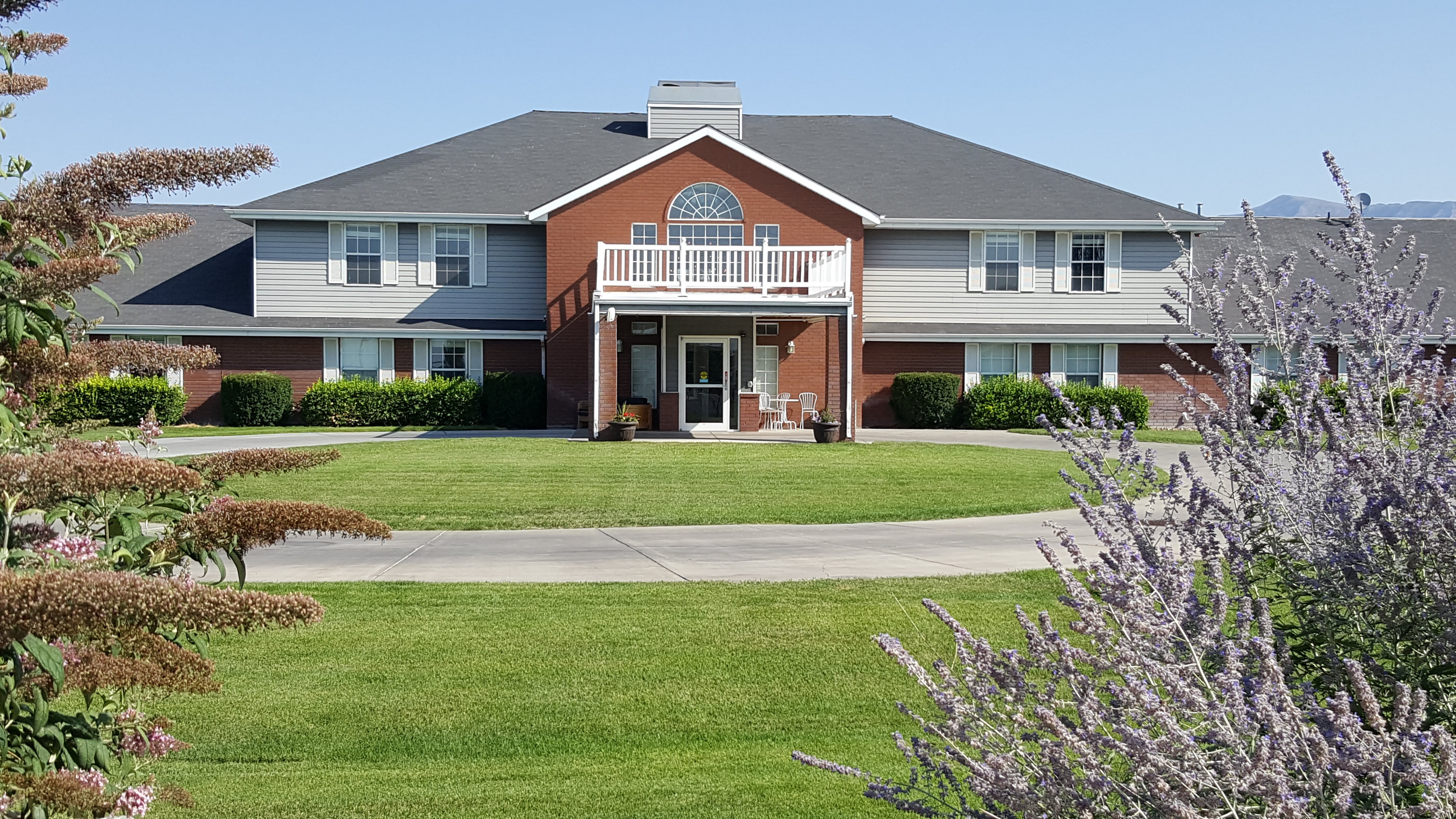 Lake Ridge Senior Living community photo 1