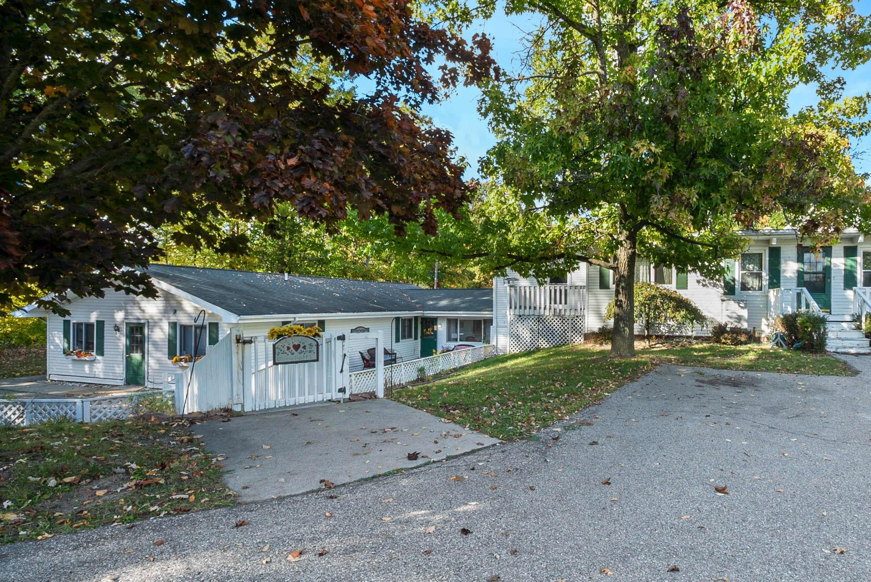 Caremore of Oxford Assisted Living - Campbell Personal Care Home community photo 1