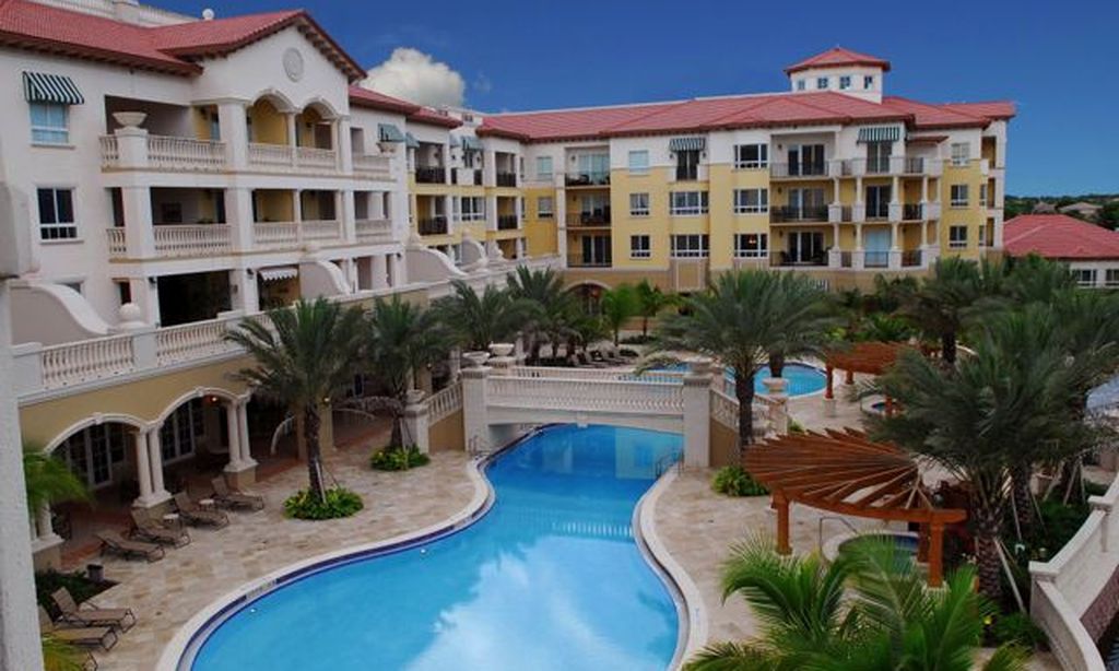 The Palms at Weston community photo 1