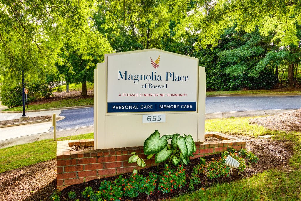 Magnolia Place of Roswell community photo 1