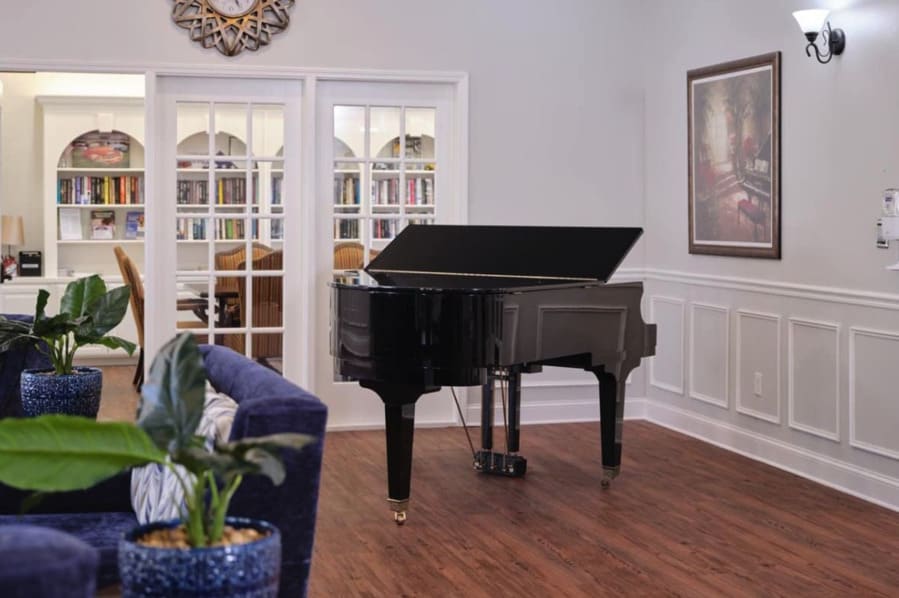 Crown Pointe of Carmel community photo 1