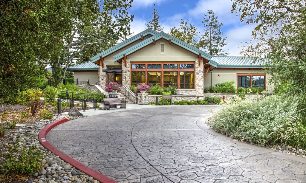Rossmoor community photo 1