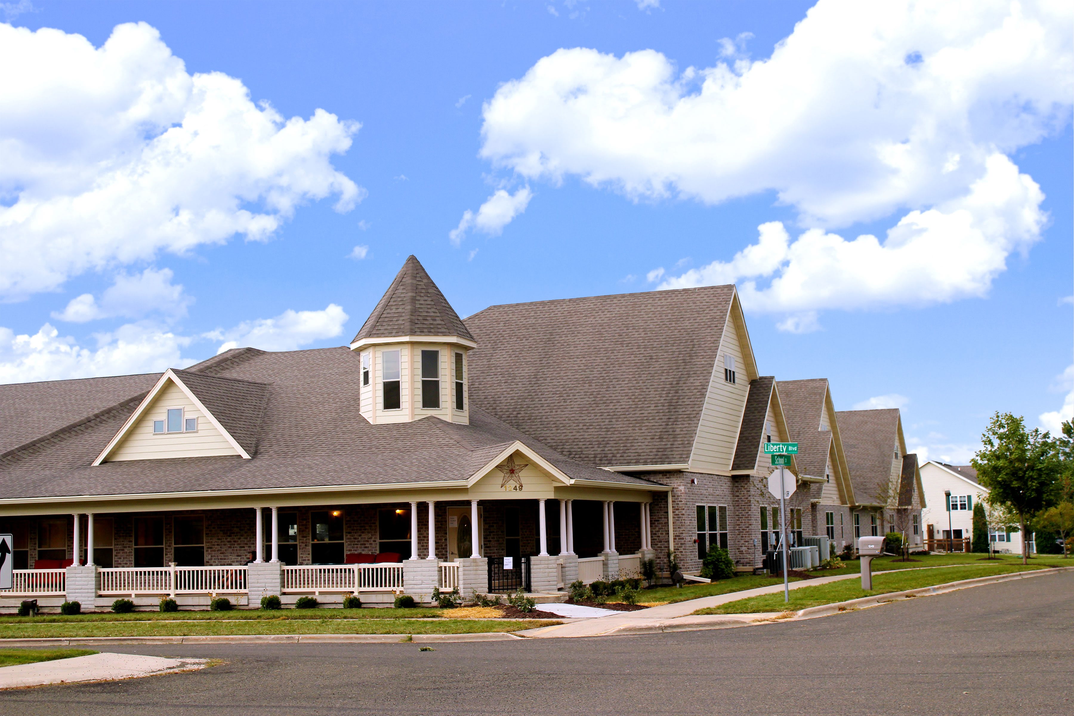 Hyland Crossings community photo 1