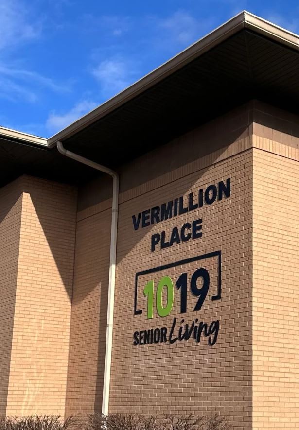 1019 Senior Living Vermillion Place community photo 1
