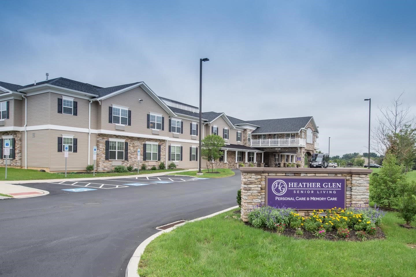 Heather Glen Assisted Living community photo 1