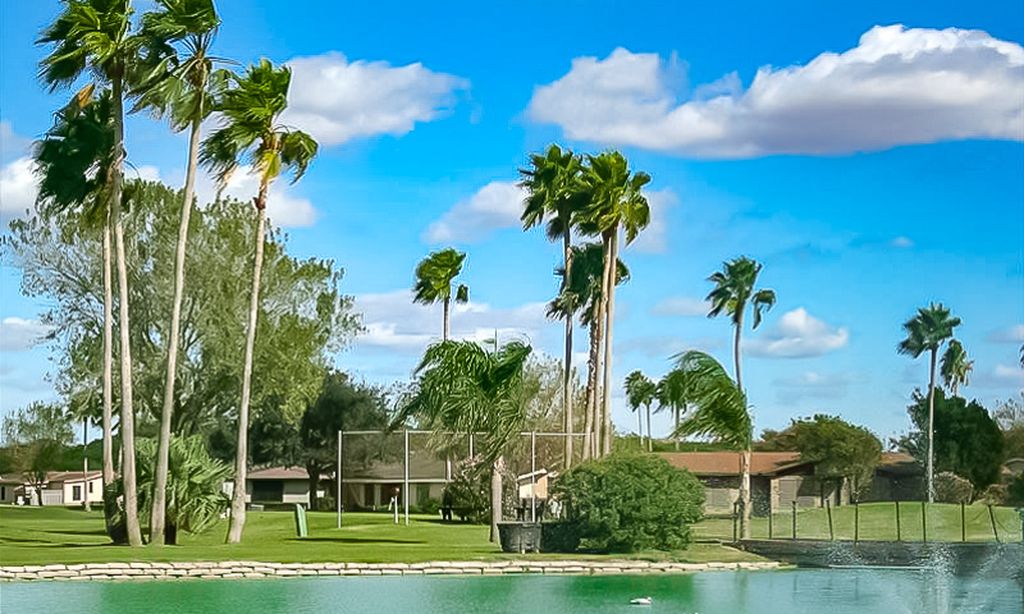 Sunshine Country Club Estates community photo 1