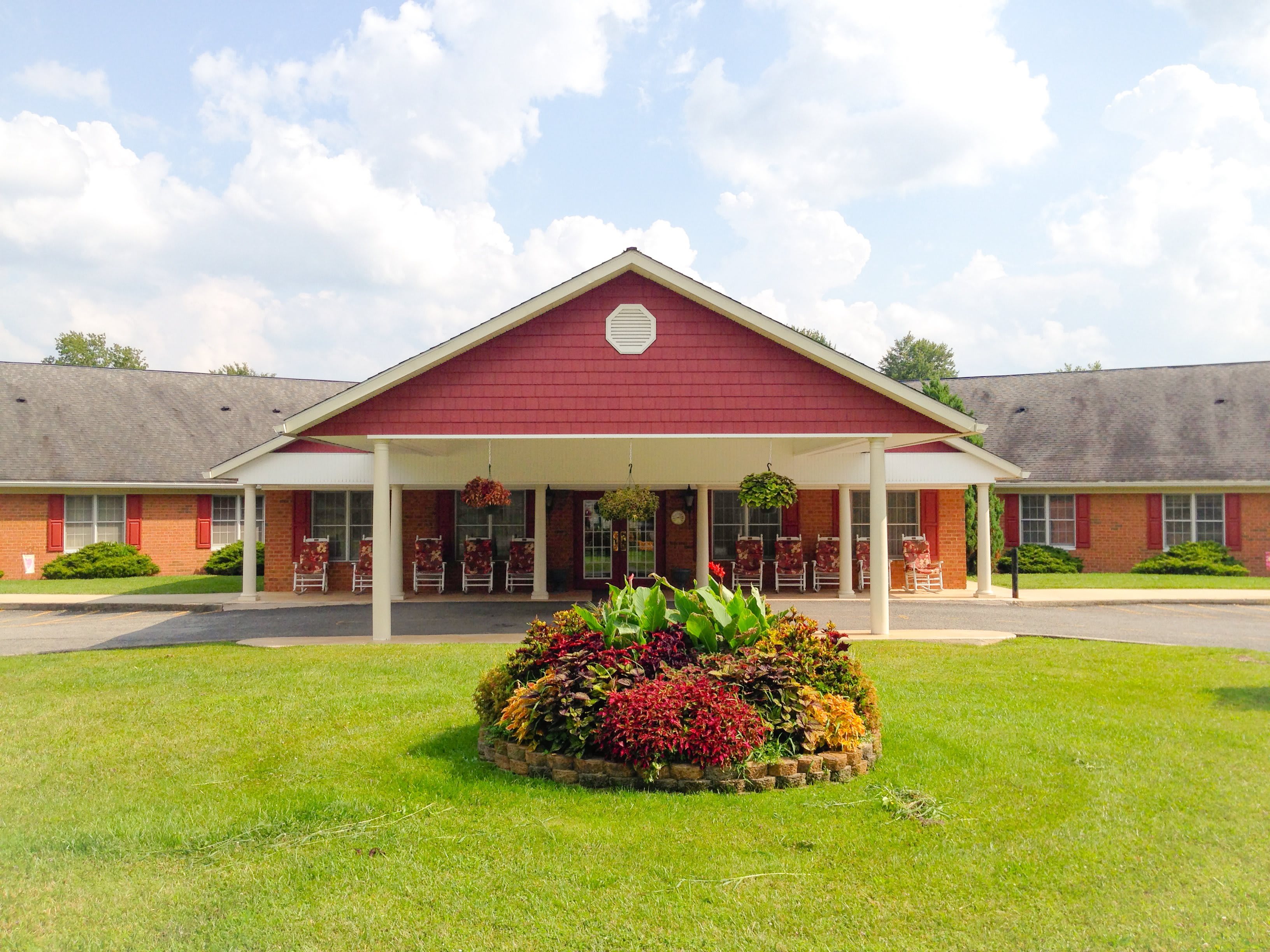 Mountain Memories Assisted Living and Retirement Center community photo 1
