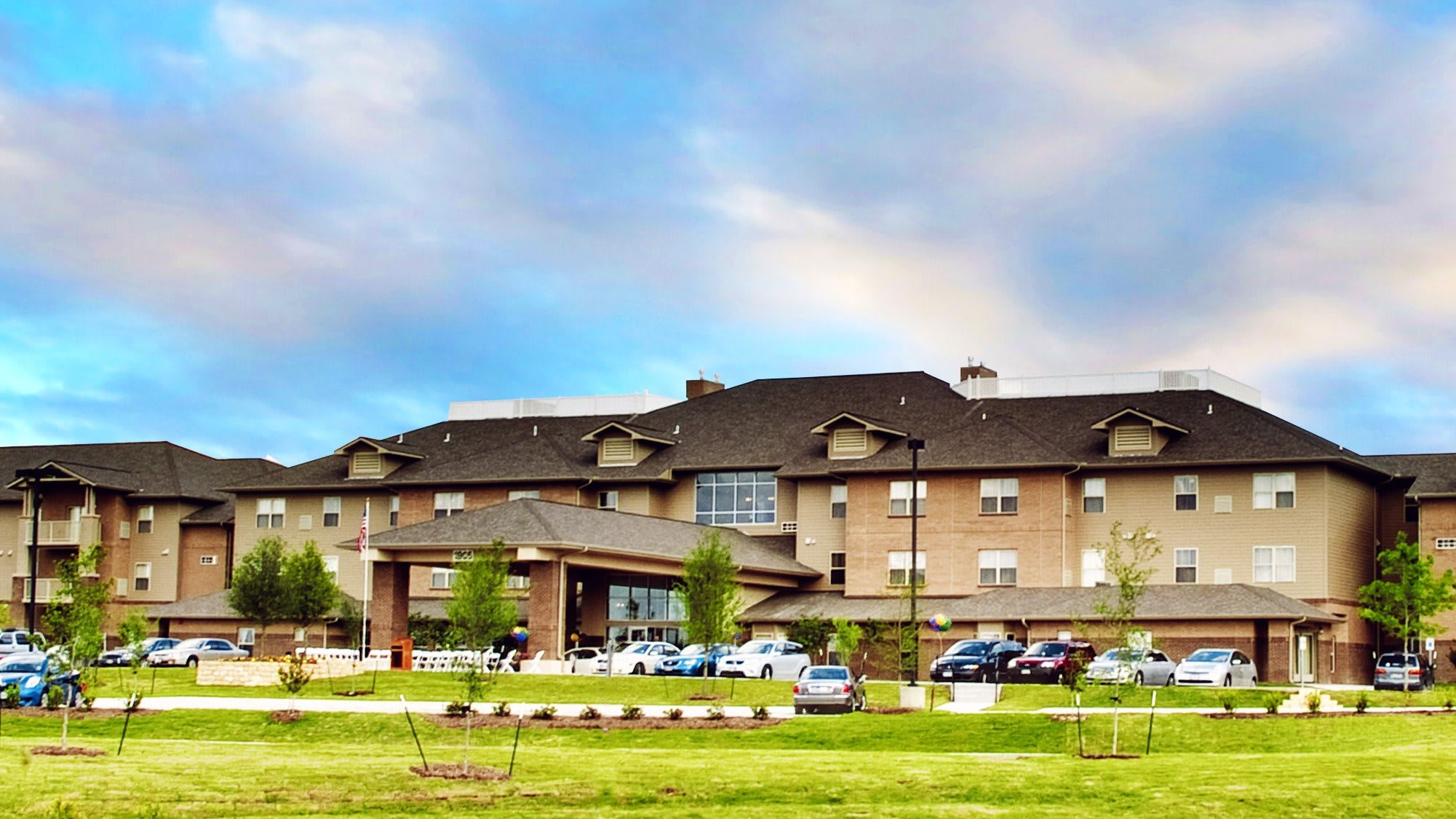 Lakeline Oaks Retirement Community community photo 1