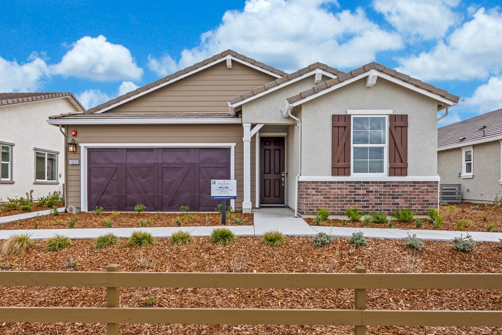 Esplanade at Madeira Ranch community photo 1