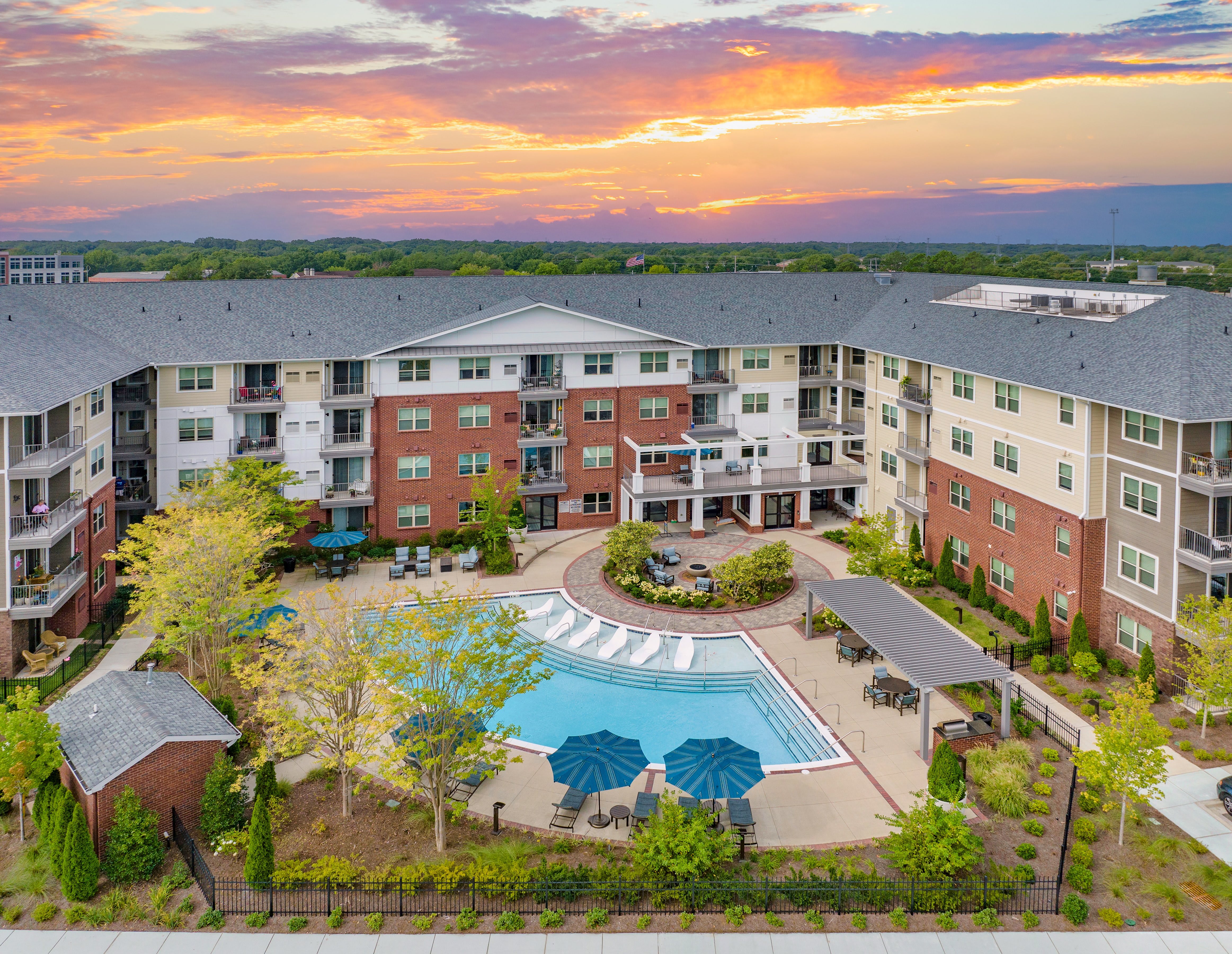 Lakeview At Germantown community photo 1