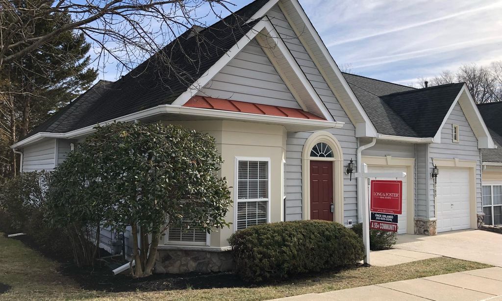 Hickory Crest community photo 1