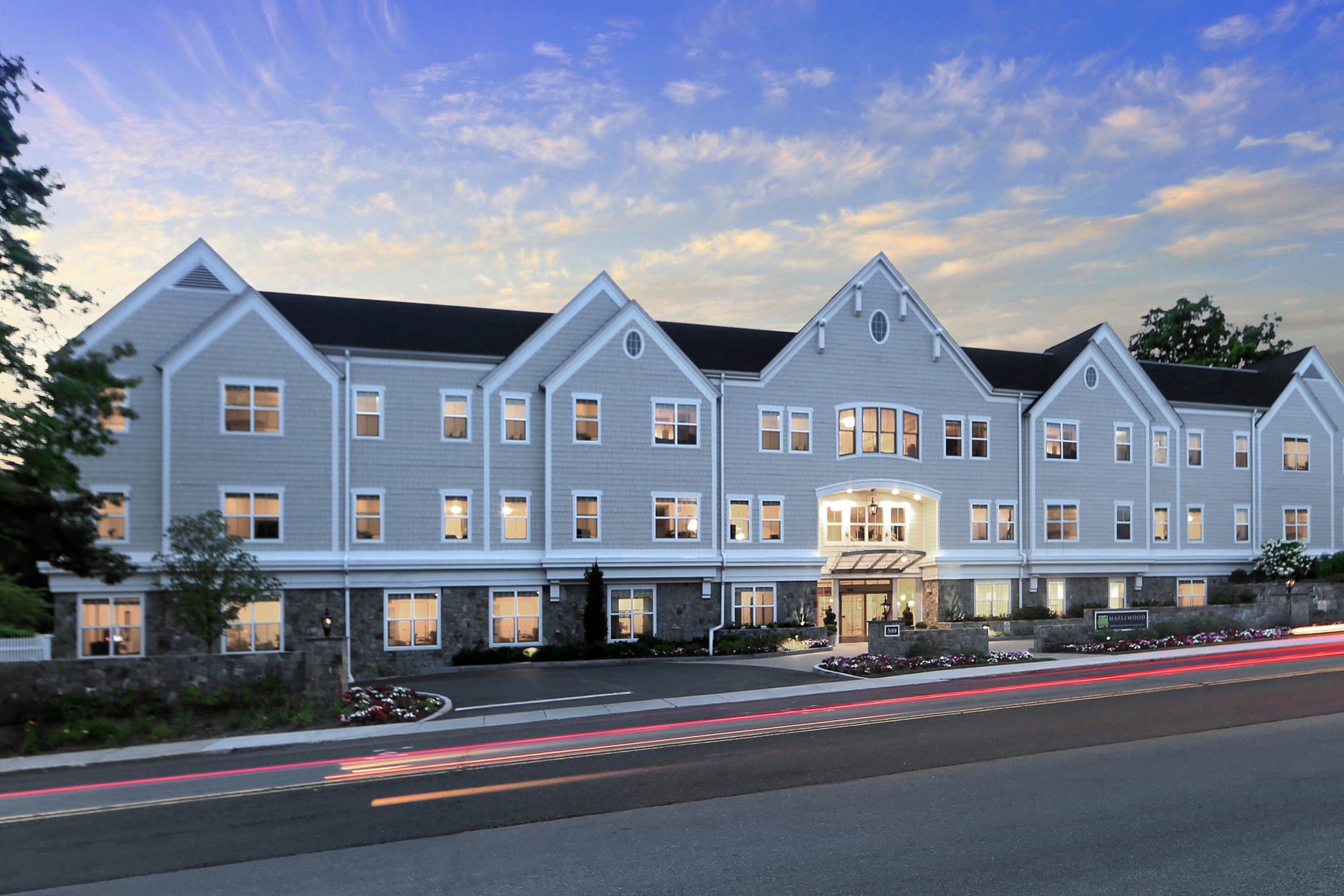 Maplewood at Darien community photo 1
