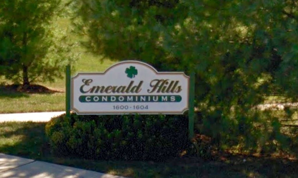 Emerald Hills community photo 1