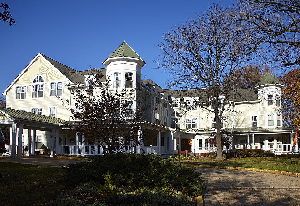 Sunrise of Arlington VA community photo 1