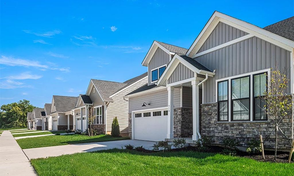 Auburn Meadows community photo 1