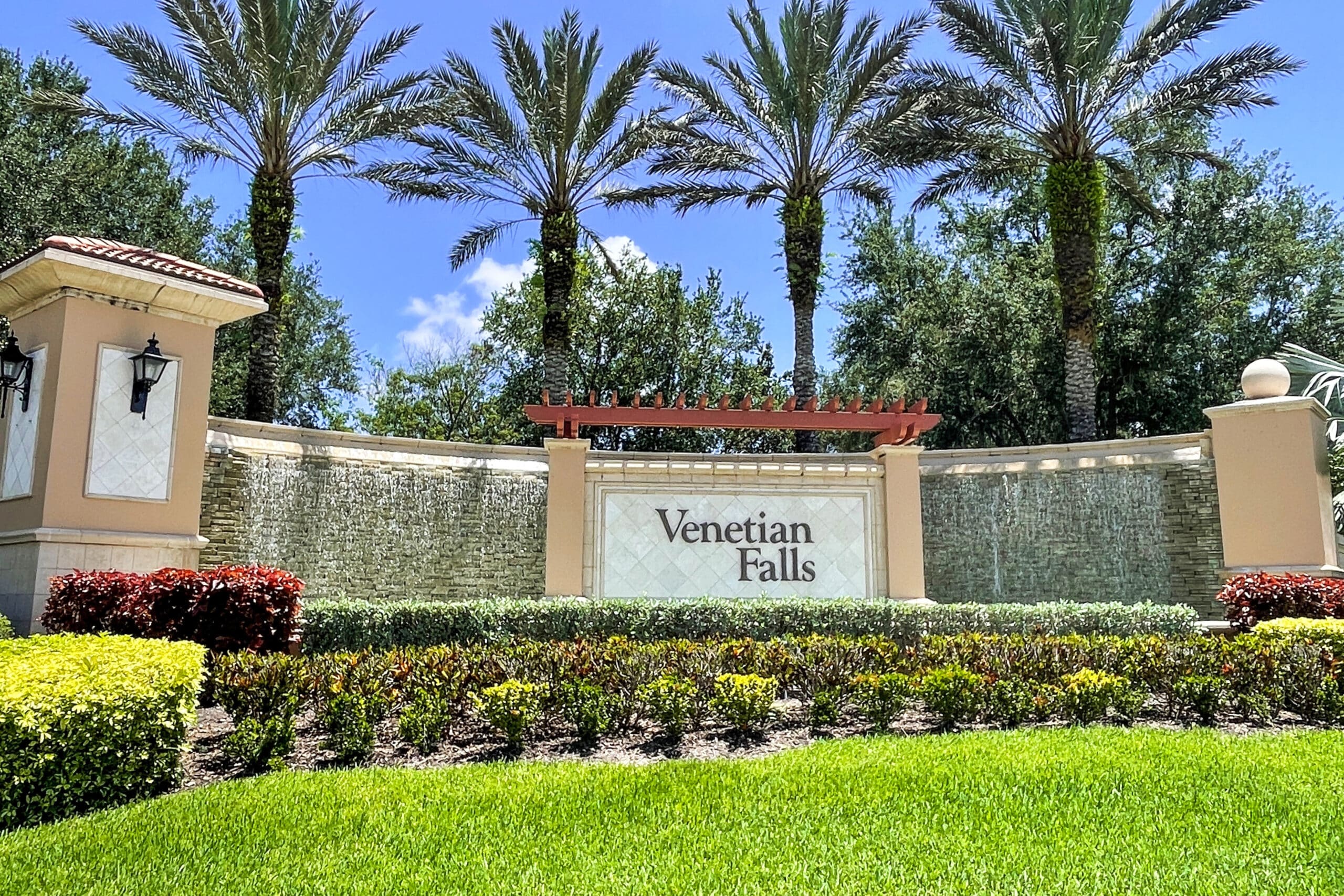 Venetian Falls community photo 1