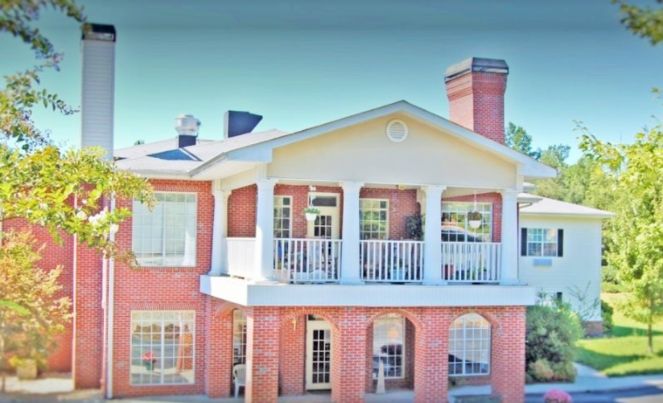 Hamilton Place community photo 1