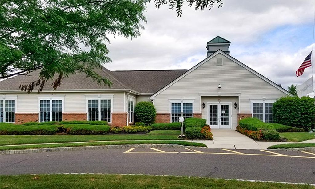 Locust Hill community photo 1