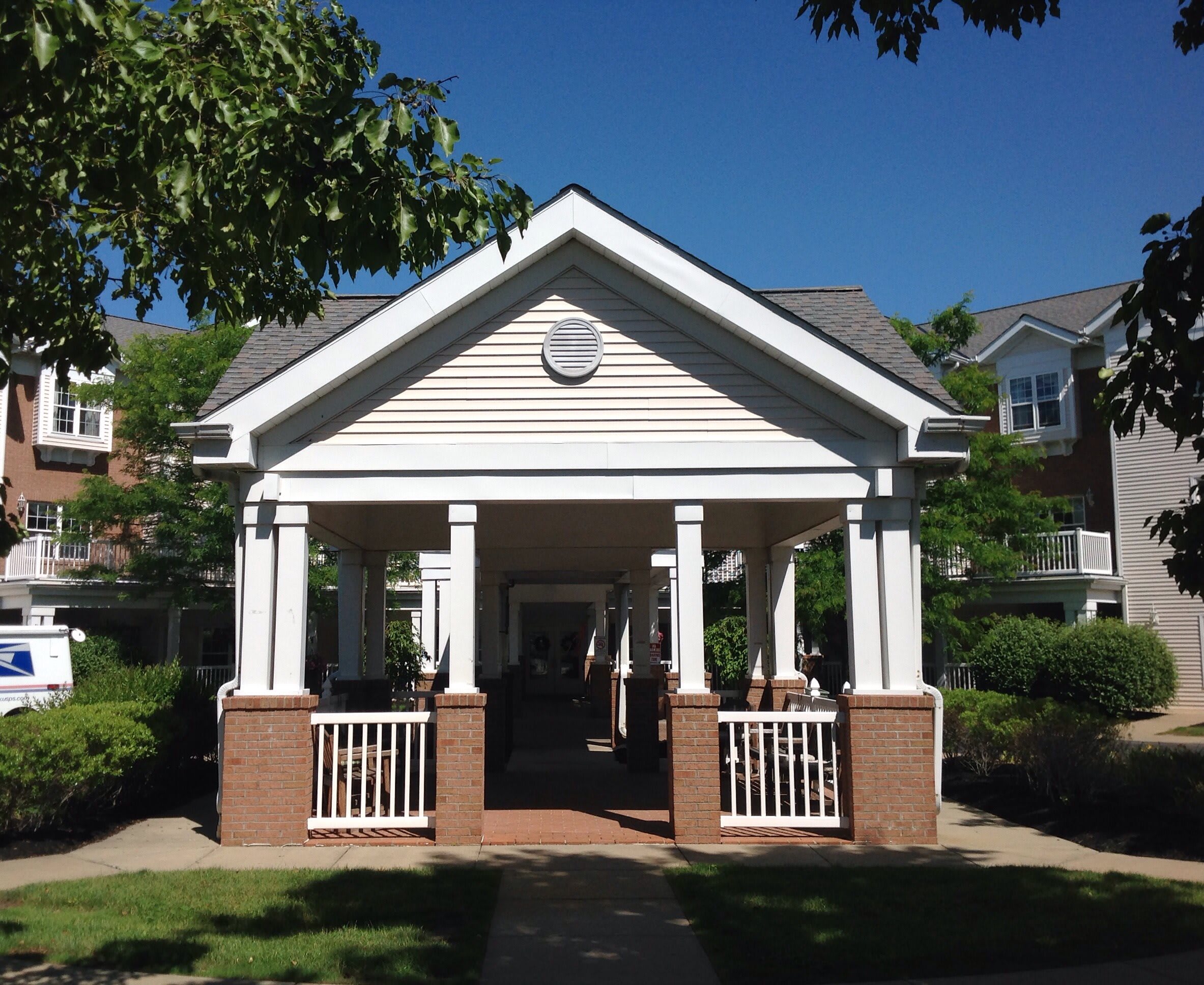 Commons at Greenbriar community photo 1