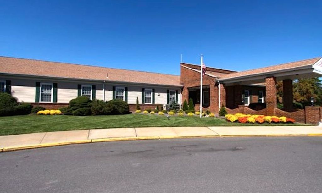 Greenbriar at Marlboro community photo 1