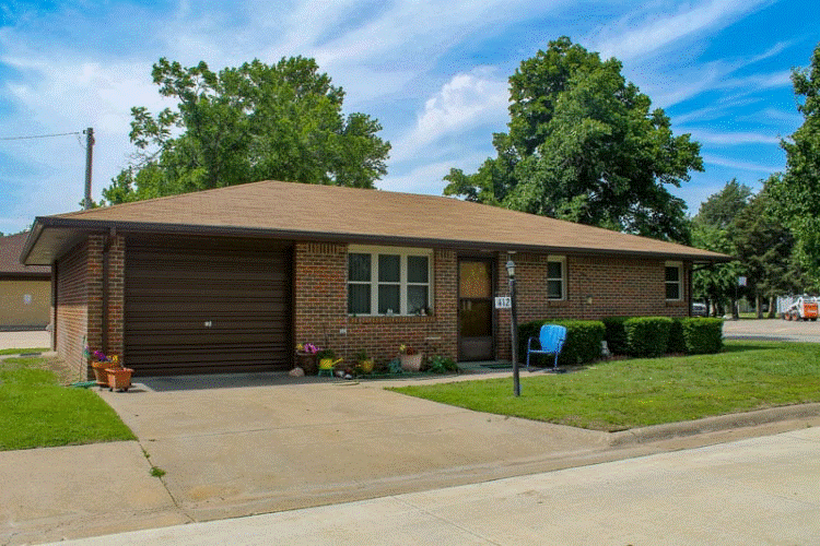 Sterling Village community photo 1