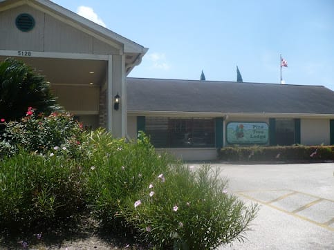 Pine Tree Assisted Living community photo 1