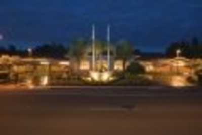 Carlton Senior Living Downtown Pleasant Hill community photo 1
