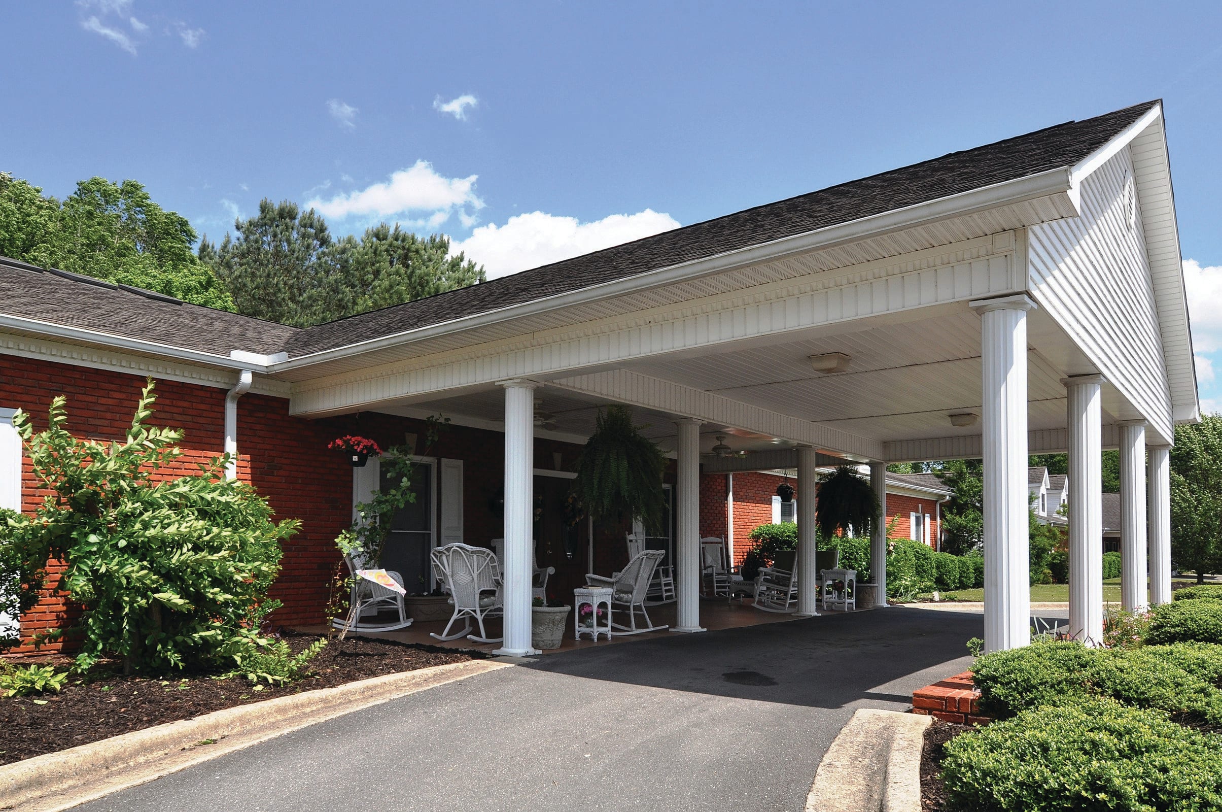 Rosewood Manor community photo 1