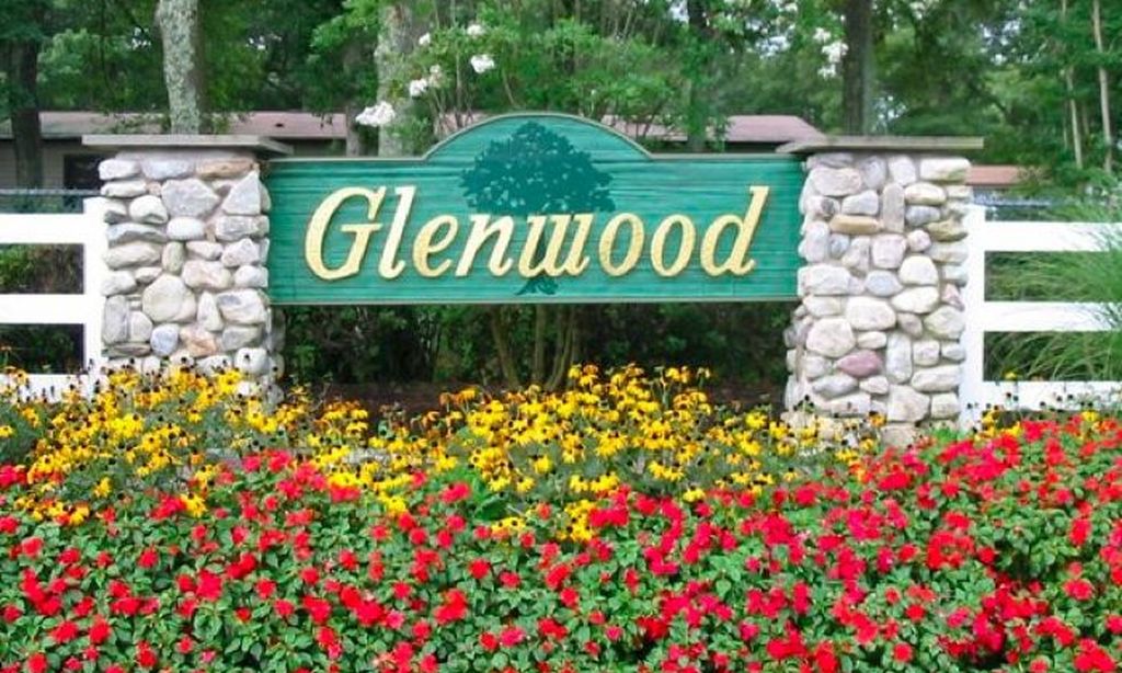 Glenwood Village community photo 1