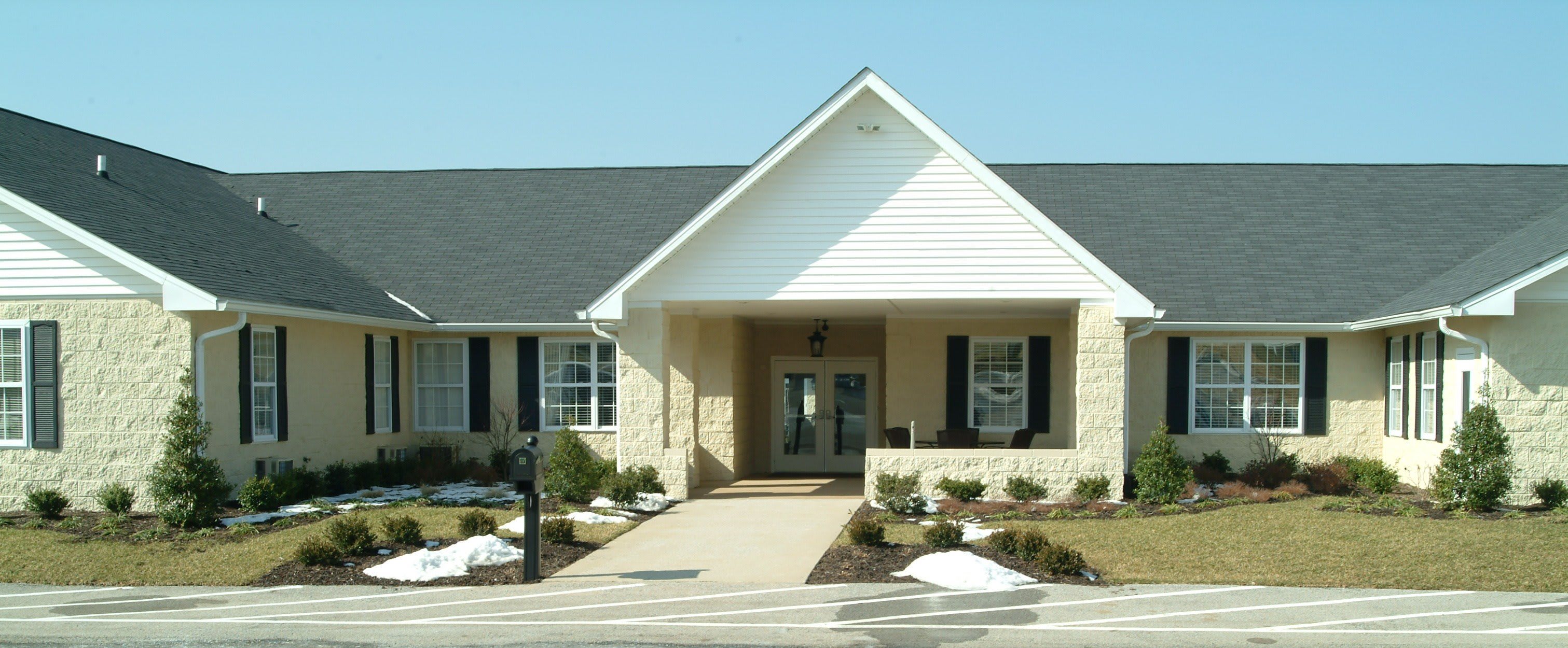 Amber Oaks Assisted Living community photo 1