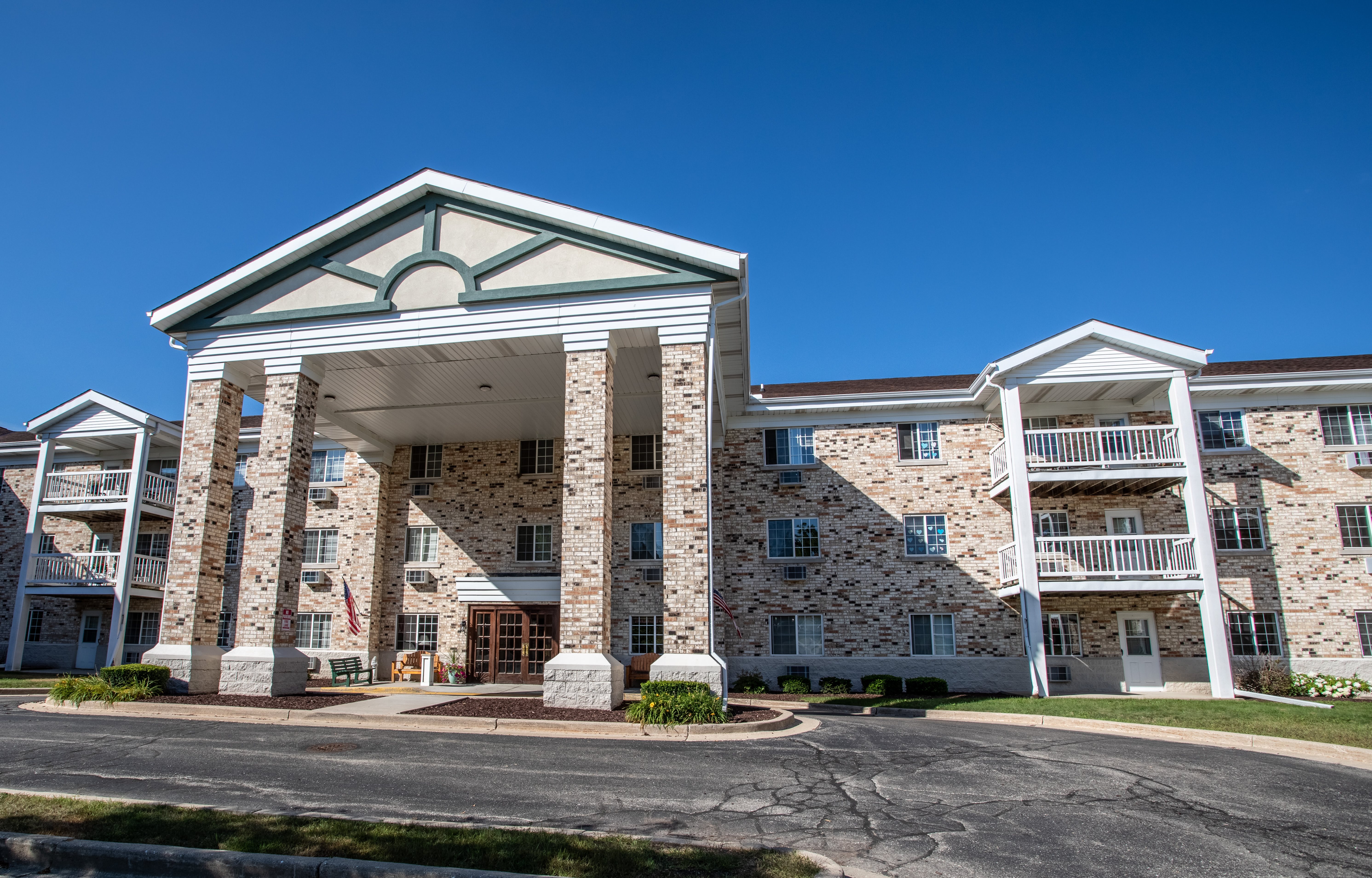 ProHealth Regency Brookfield community photo 1