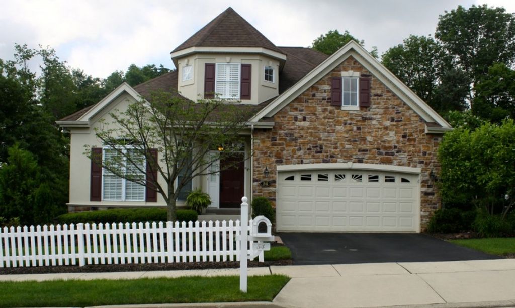 Lakeview Estates community photo 1