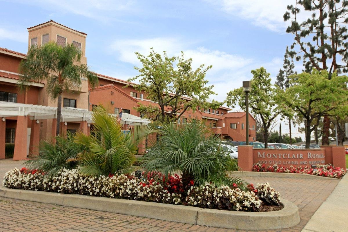 Montclair Royale Senior Living community photo 1