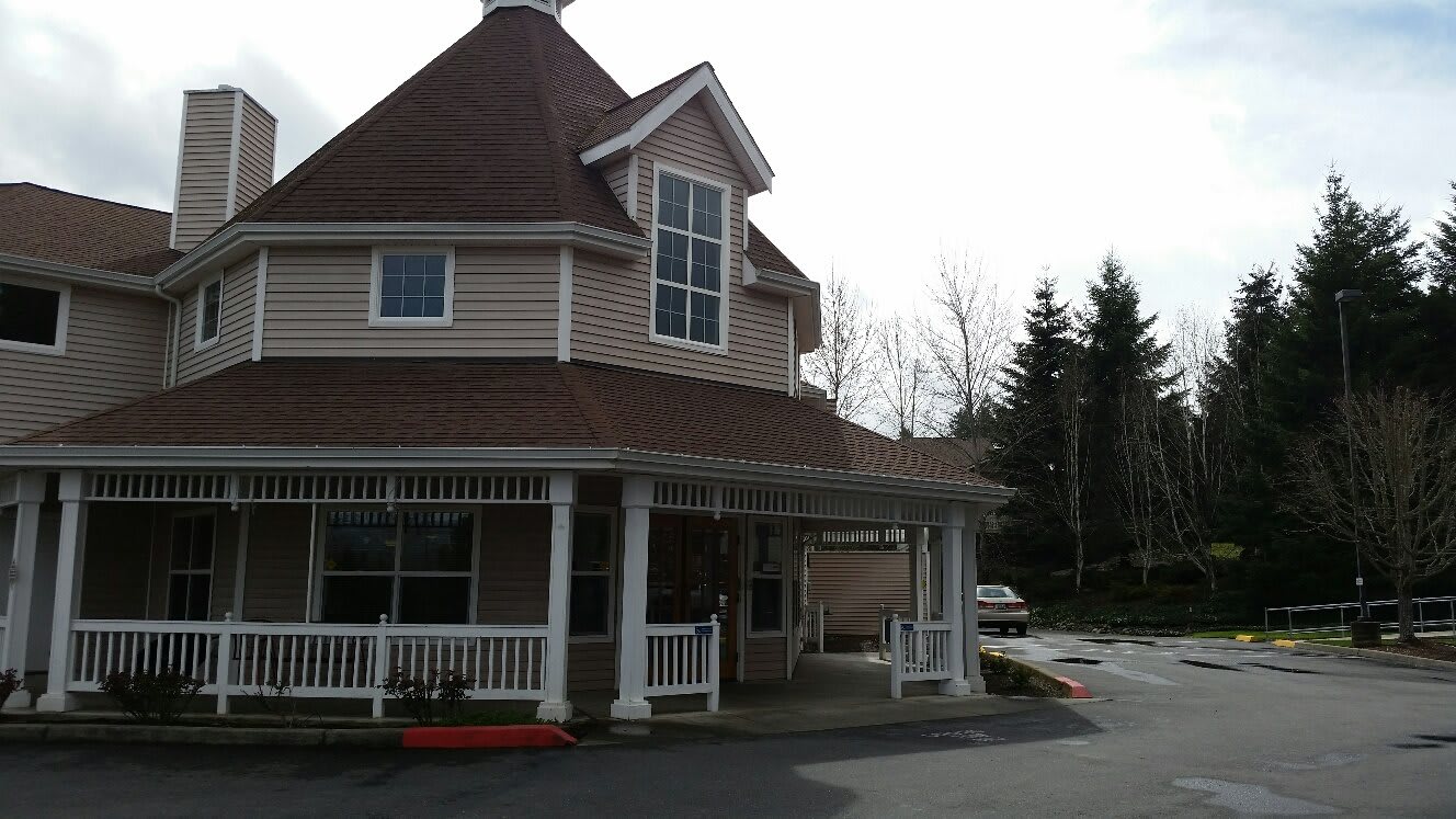 Redwood Terrace community photo 1