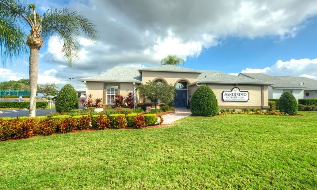 Sandpiper Golf & Country Club community photo 1