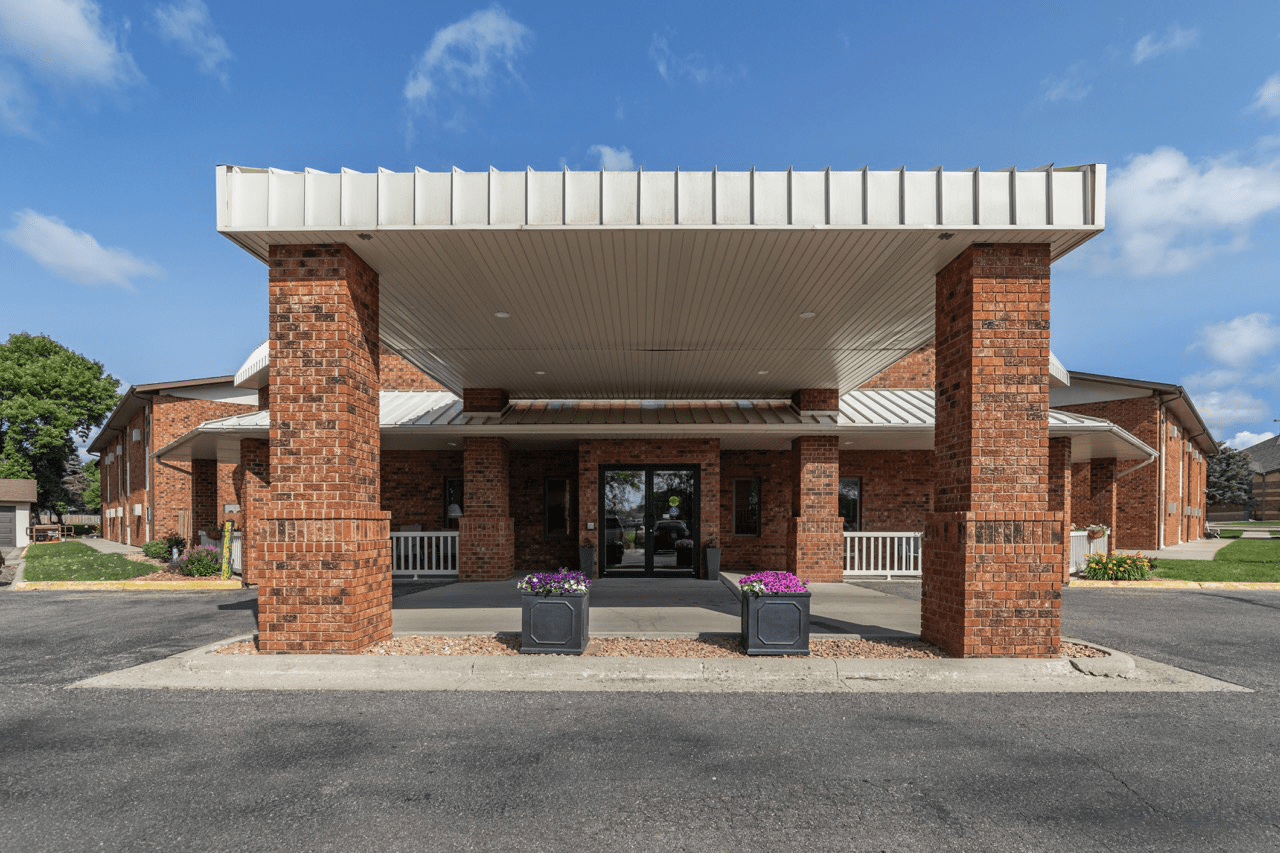 Derian Lodge Senior Living community photo 1